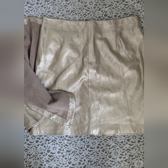 Y2K Gold Leather Perforated Faux Wrap - Picture 5 of 10